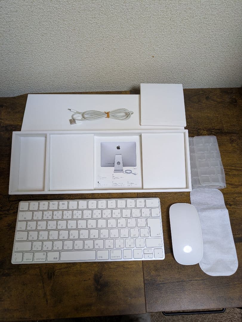超美品 iMac 2017 i5 / 8GB / 1TB / 21.5インチ