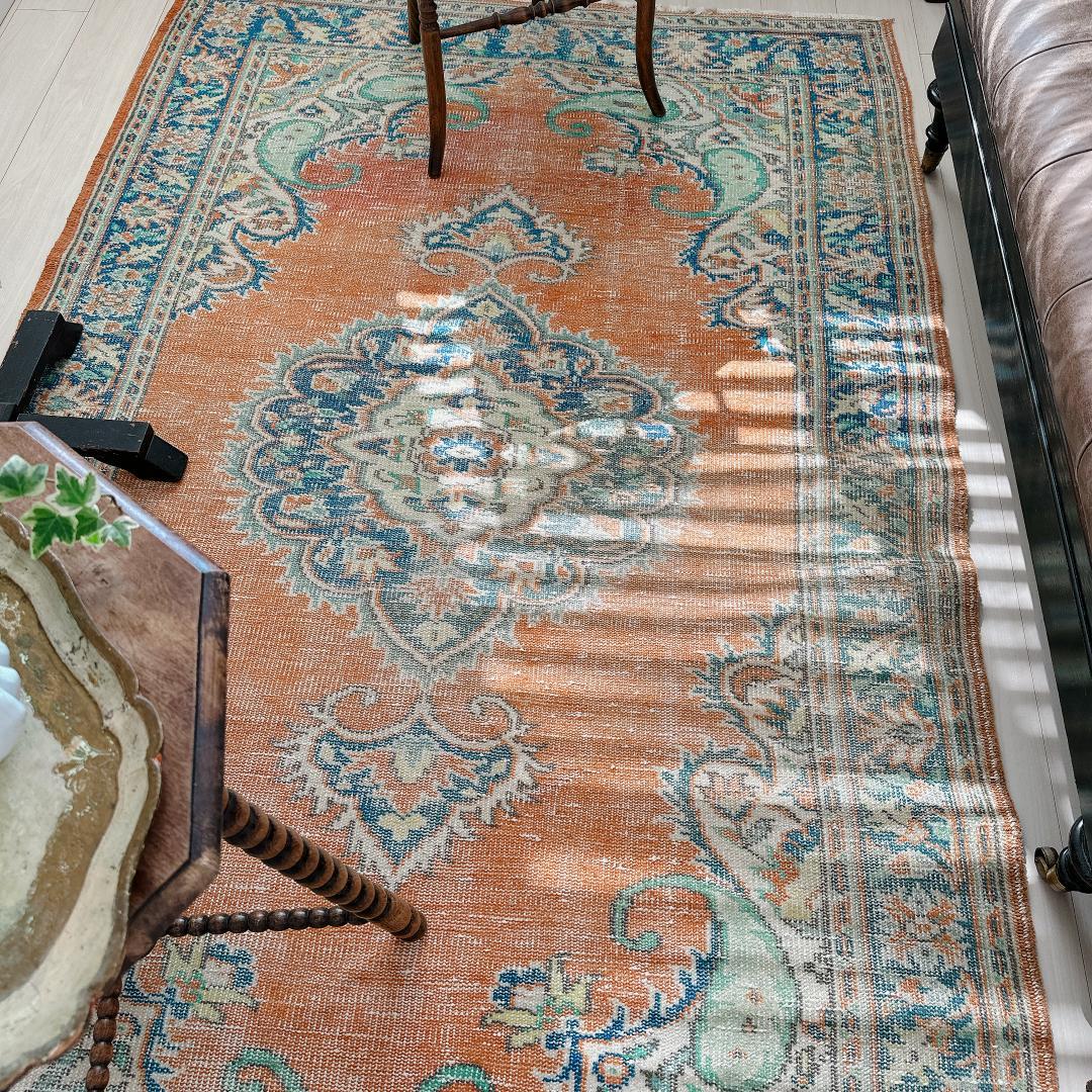 トルコ ヴィンテージラグ A79 大判 オレンジ ターコイズ ネイビー