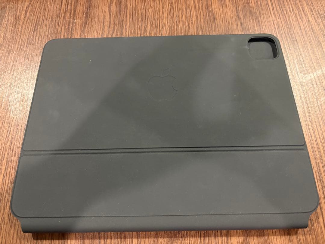 【純正】iPad マジックキーボード (MXQT2J/A)