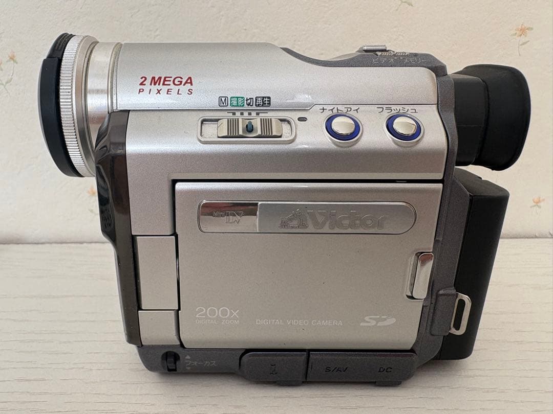 【レトロ】Victor GR-DZ7 デジタルビデオカメラ200x MiniDV