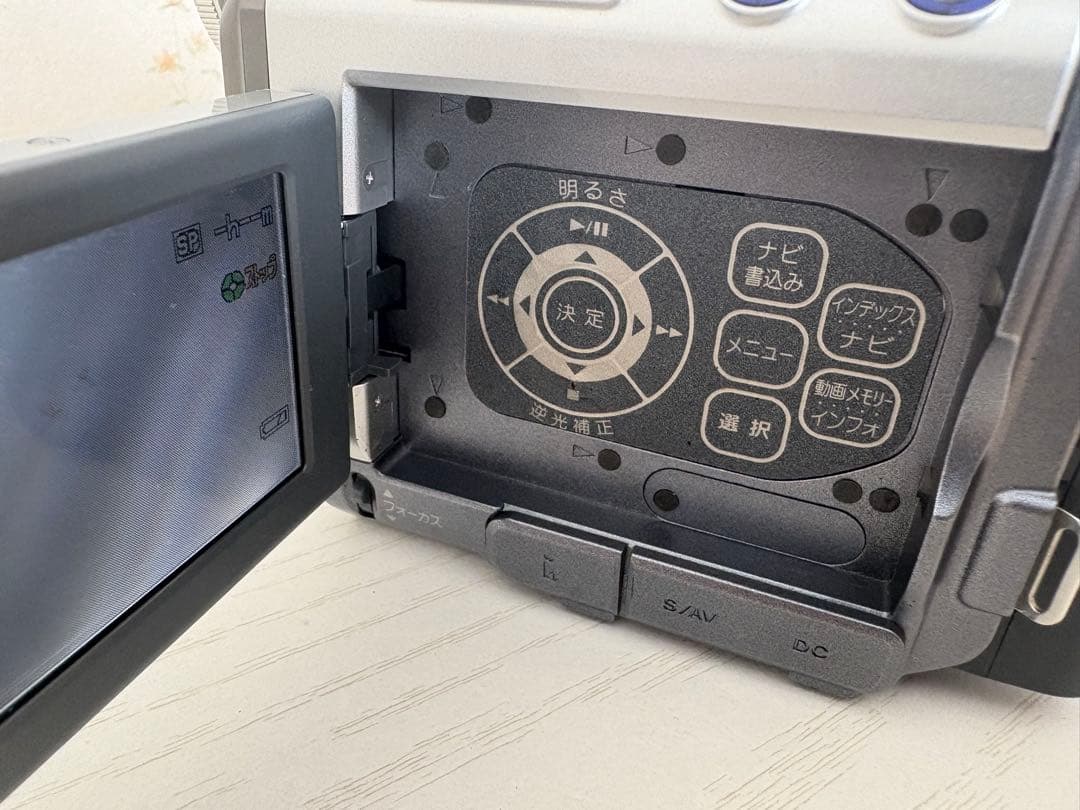 【レトロ】Victor GR-DZ7 デジタルビデオカメラ200x MiniDV