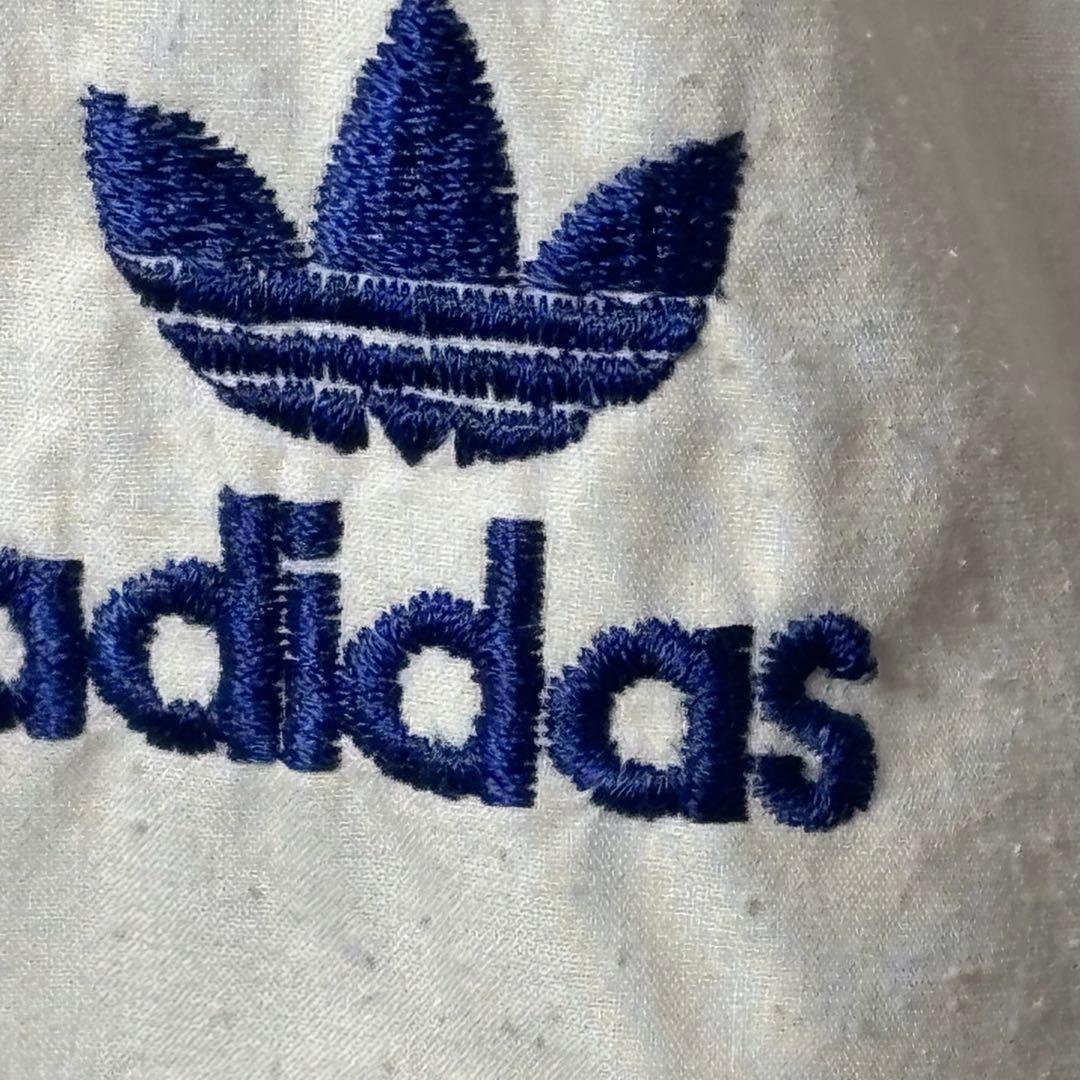 は*な様 adidas ジャンパー アイボリー/ブルー　ブルゾン　80's ビン