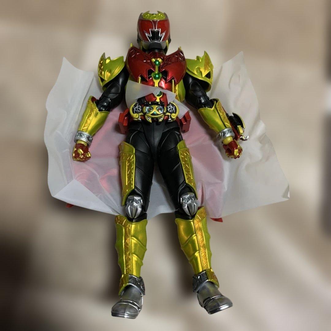 真骨彫仮面ライダーキバ　エンペラーフォーム