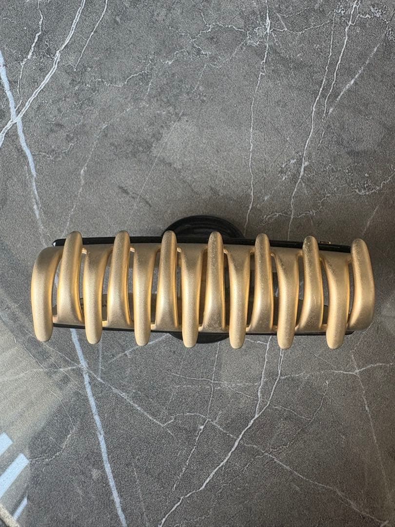 ALEXANDRE DE PAヘアピン