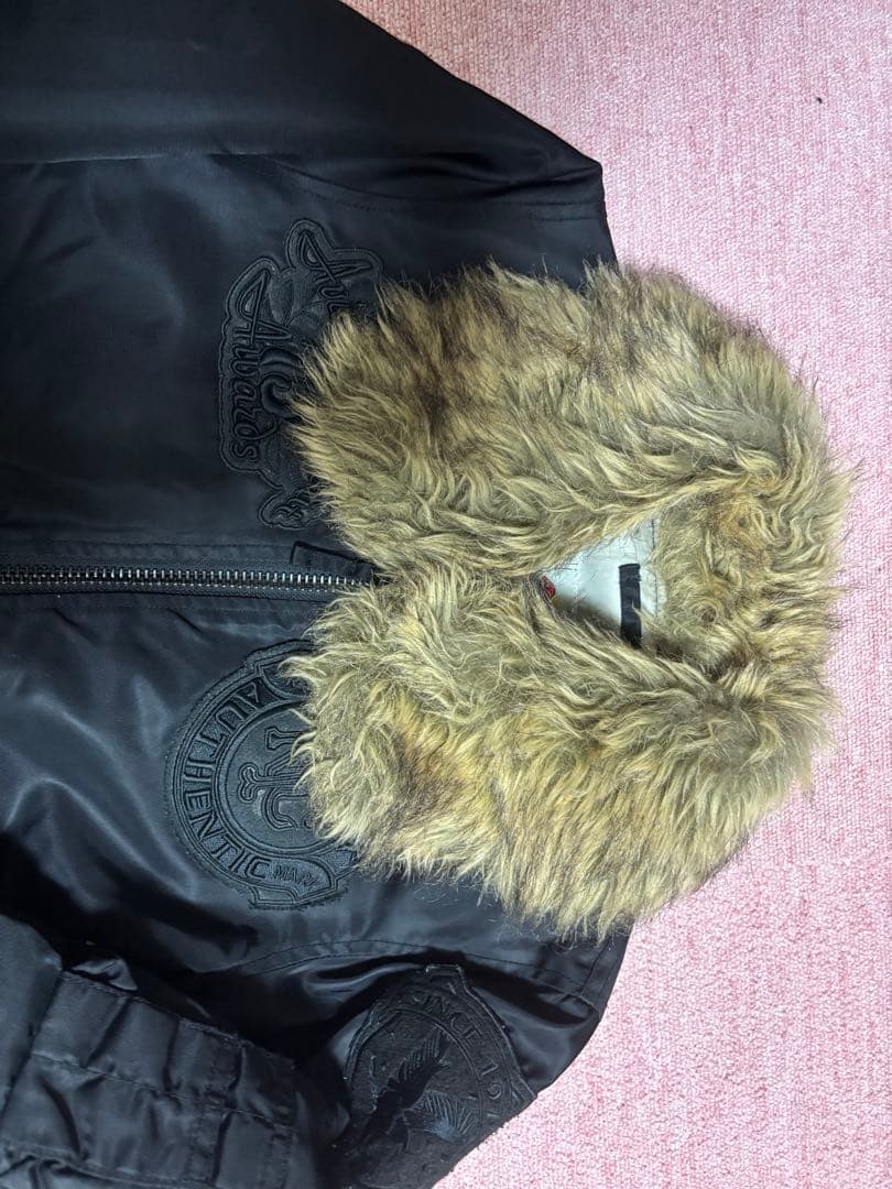 AVIREX ブラック ミリタリージャケット ファー付き