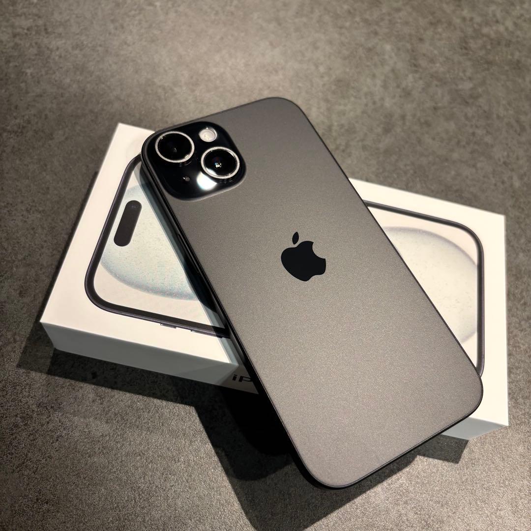 D*0様 美品⭐︎iPhone15 128GB ブラック