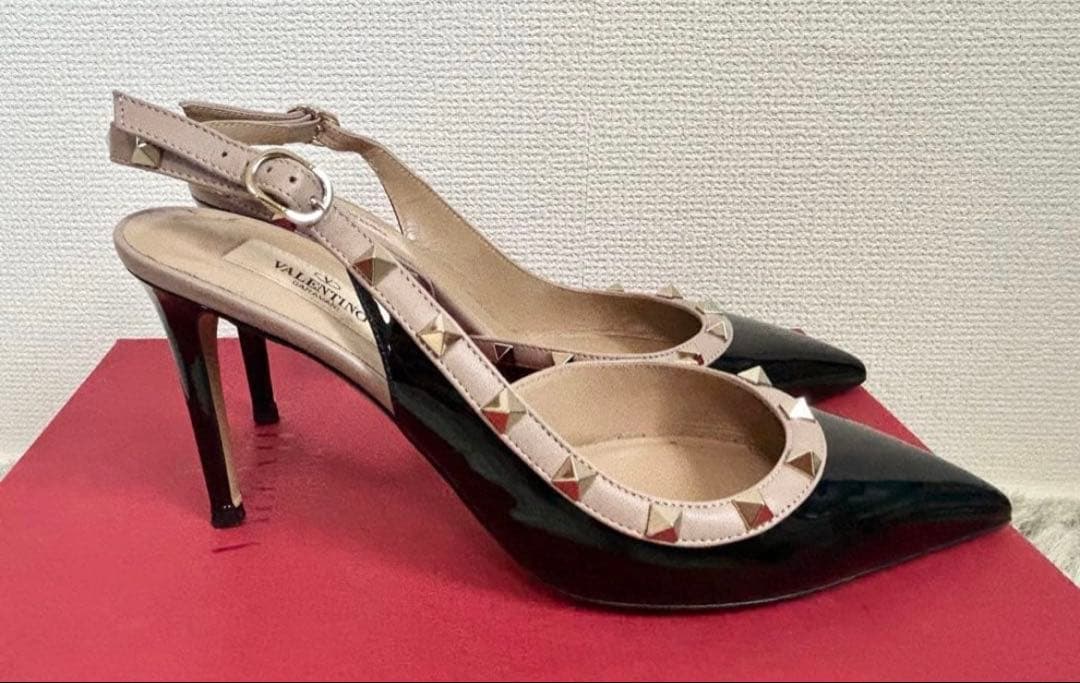 【美品】ヴァレンティノ アンクルストラップ　エナメル　パンプス　25cm