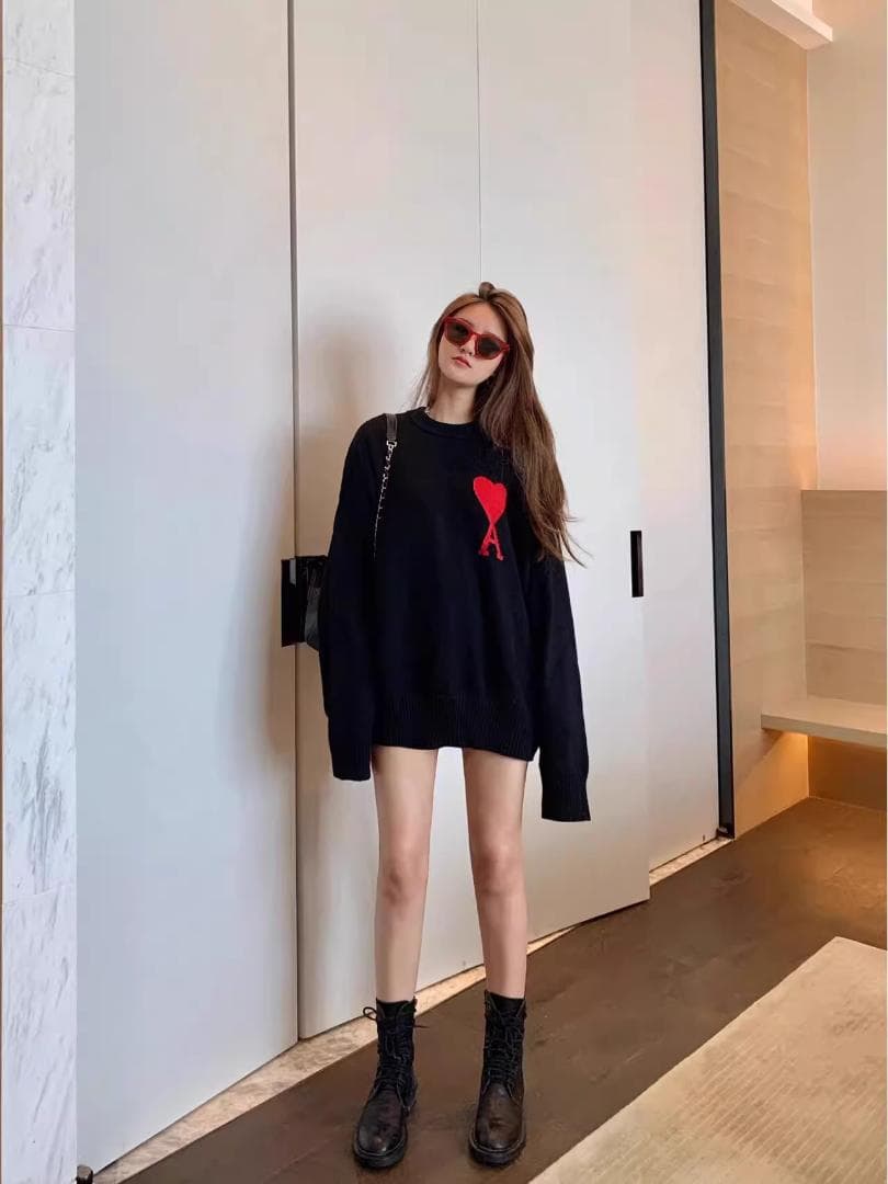 【タグ付き】AMI PARIS ハート刺繍 セーター 男女兼用 秋冬ニット