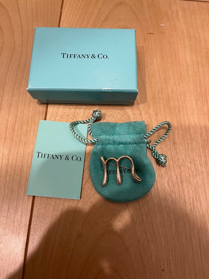 ティファニー イニシャルM ブローチ ラージ 925