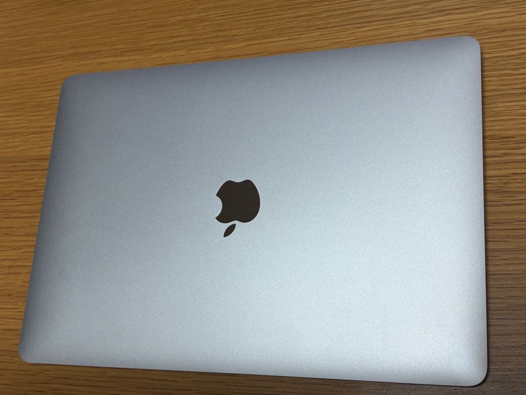 Apple MacBook Air 13’ シルバー JISkey