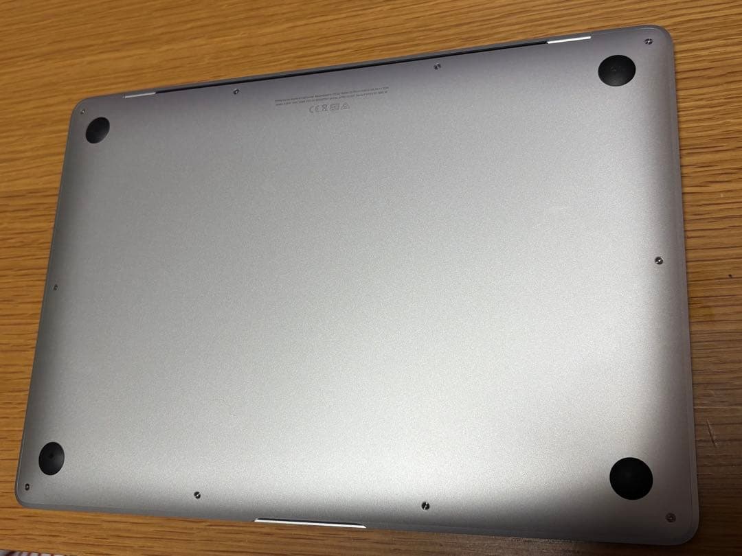 Apple MacBook Air 13’ シルバー JISkey