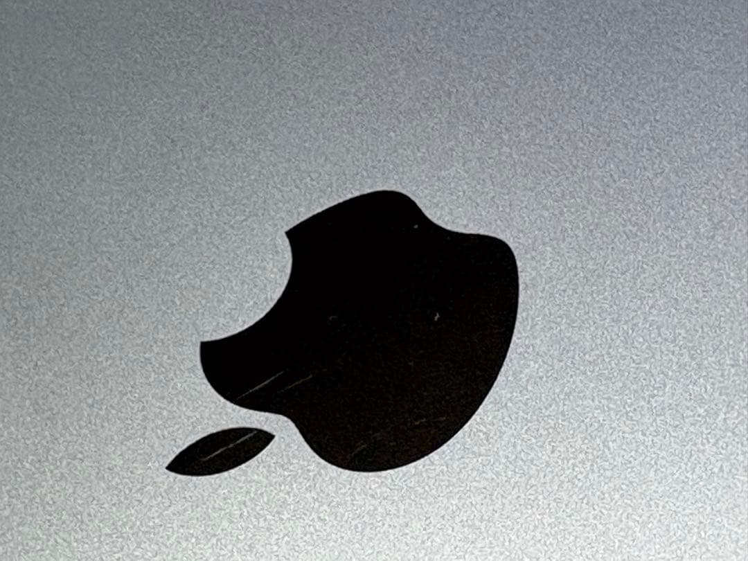 Apple MacBook Air 13’ シルバー JISkey