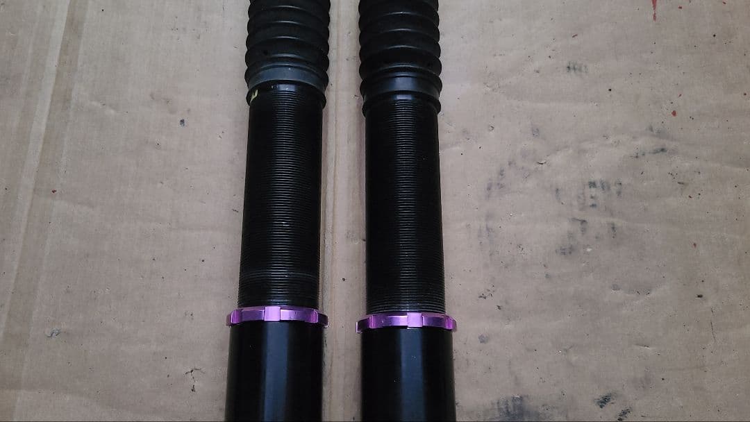 HIIK5378　ダイハツ　リアショック　固着有り　車高調用？