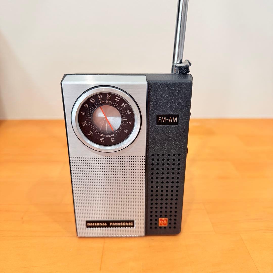 未使用級　ナショナル　パナソニック　ポータブルラジオ　RF-511