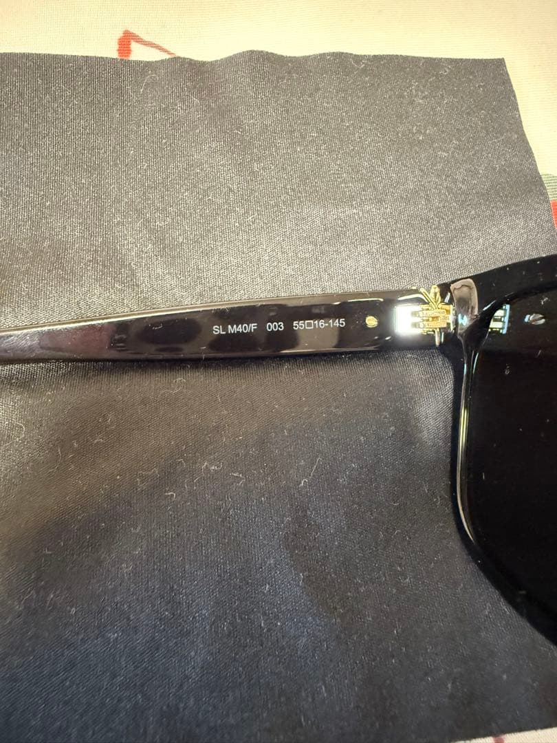 【SALE】Saint Laurent ブラック サングラス