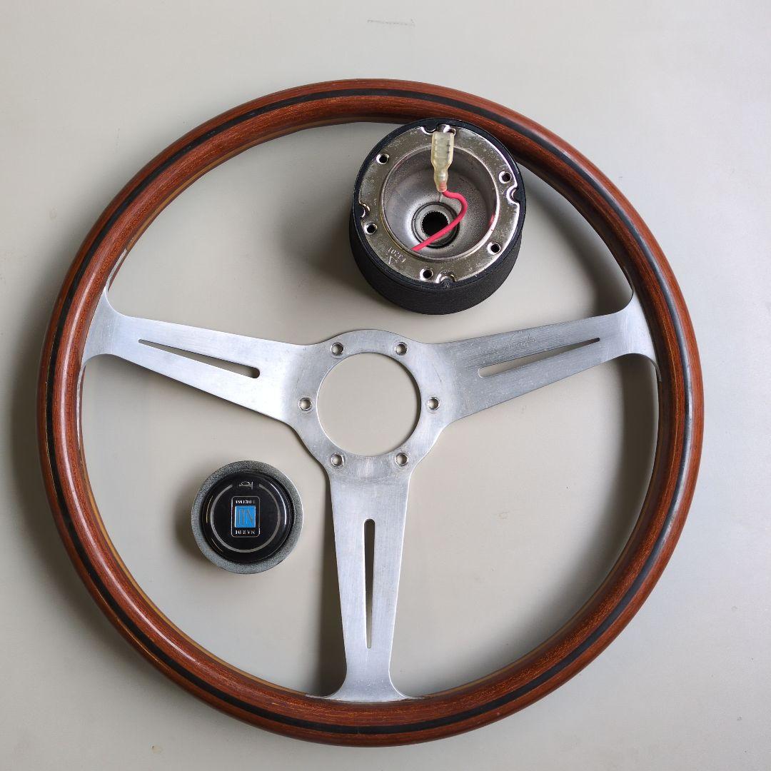 ナルデーウッドステアリング MADE IN ITALY36パイ