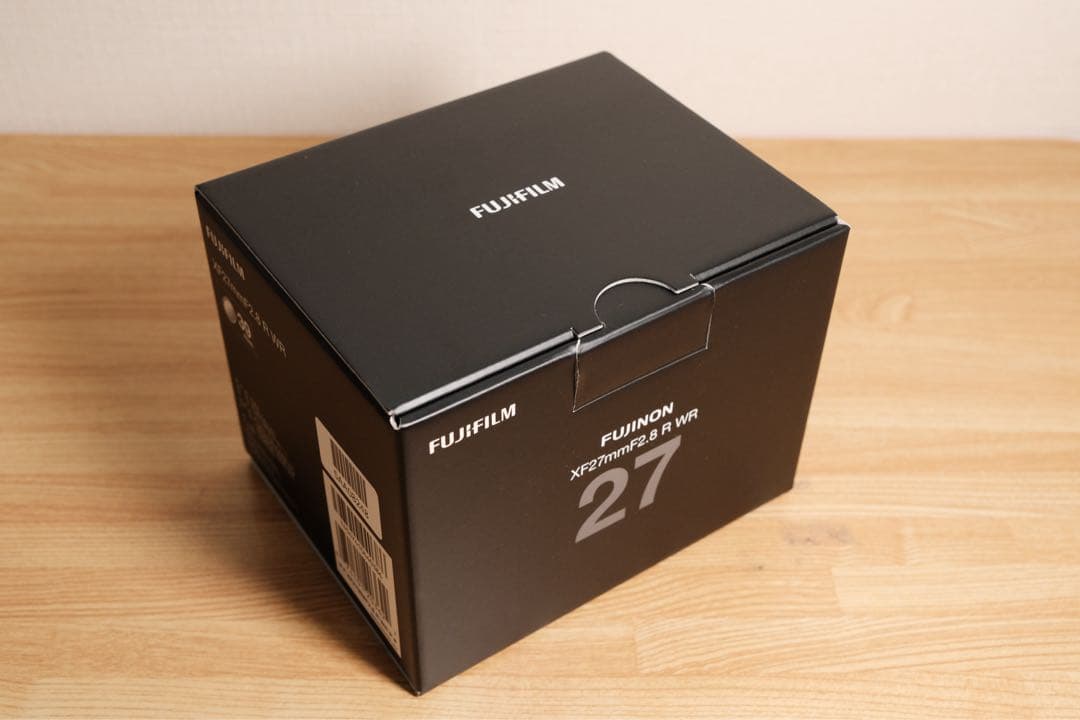 新品同様 富士フイルム FUJIFILM XF27mm F2.8 R WR