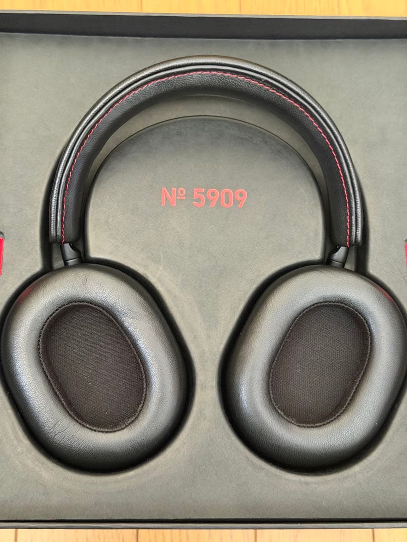 Mark Levinson № 5909 ワイヤレスヘッドフォン