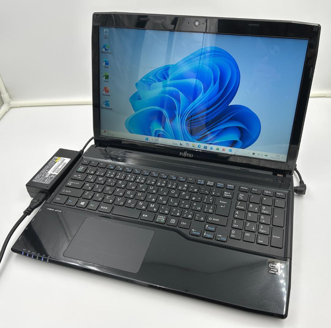 ノートパソコン windows11 オフィス付き core i3 AH45/MB