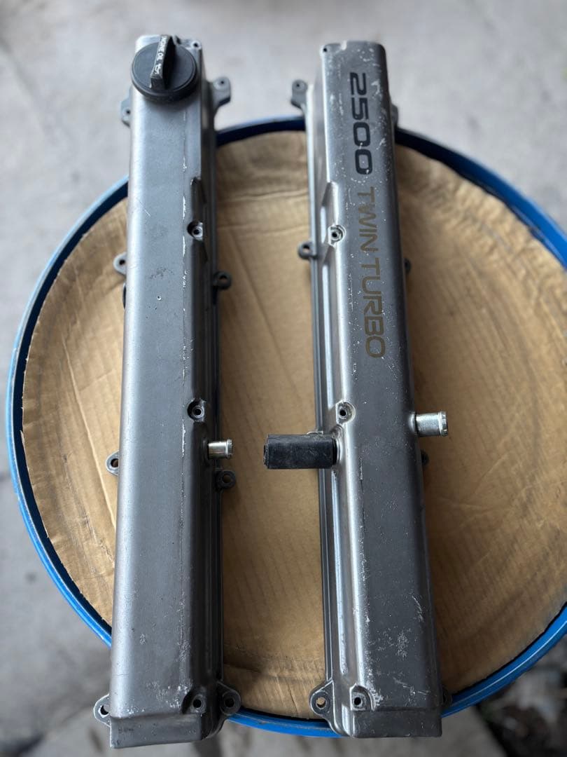 1jz JZX90エンジン　タペットカバー　カムカバー