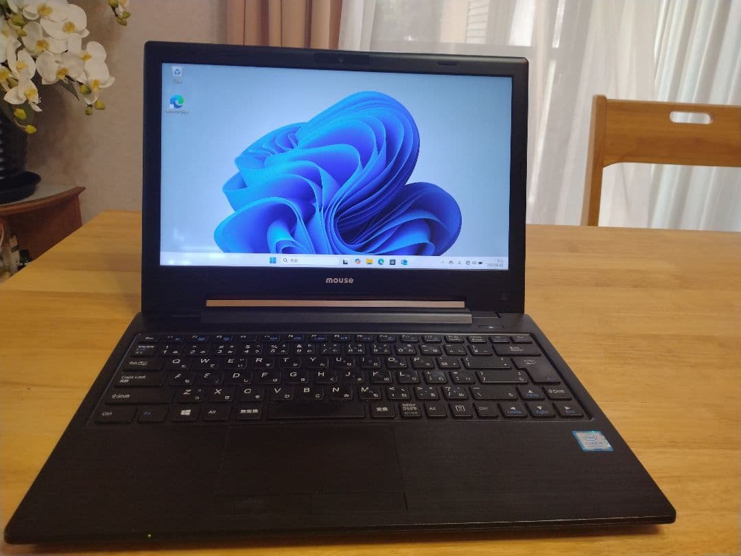 マウスコンピューター NB391H i5 8250U 8GB SSD240