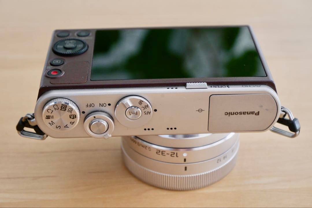 LUMIX GM DMC-GM1S ブラウン　おまけ多数