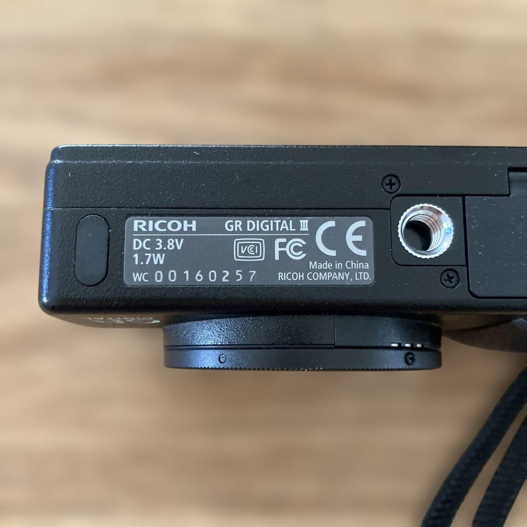 RICOH GR DIGITAL III デジタルカメラ