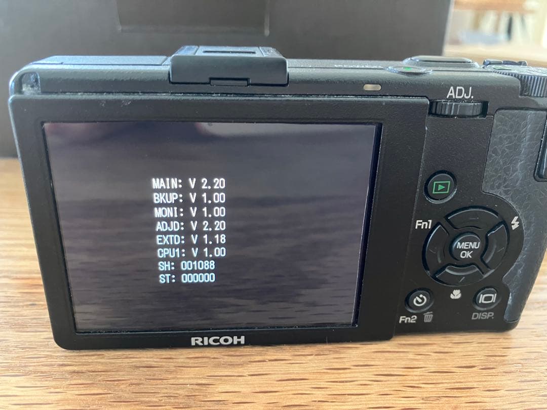 RICOH GR DIGITAL III デジタルカメラ