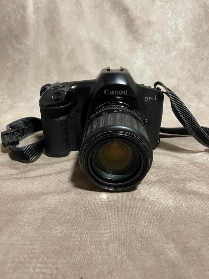 【美品】本日限定価格！ Canon EOS-1 一眼レフカメラセット