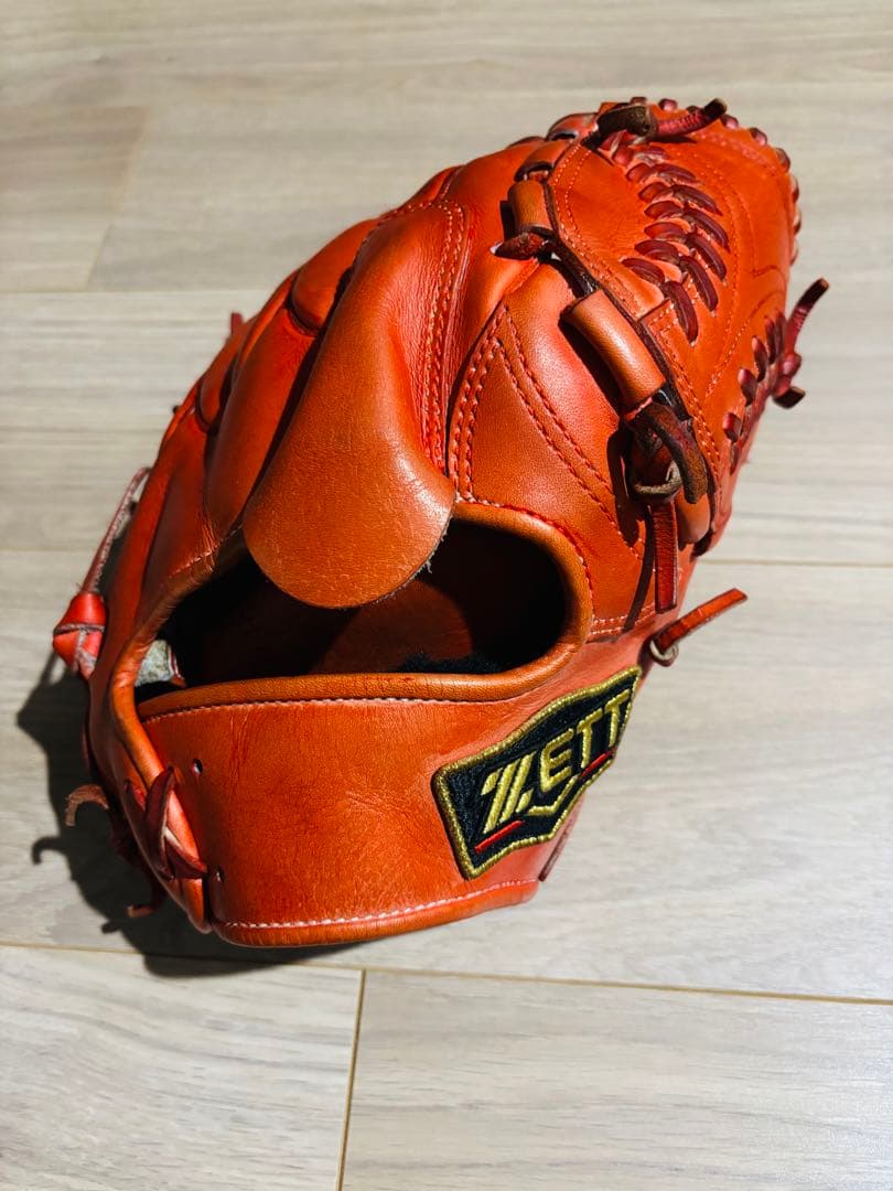 【即戦力】ZETT ゼット　プロステイタス　軟式　投手用グローブ
