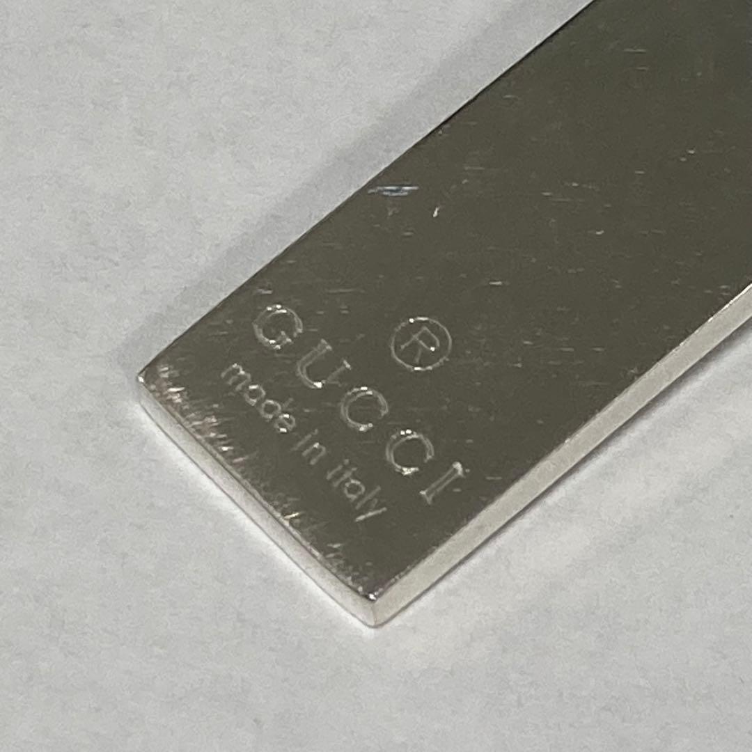 Gucci シルバー バーペンダント ネックレス