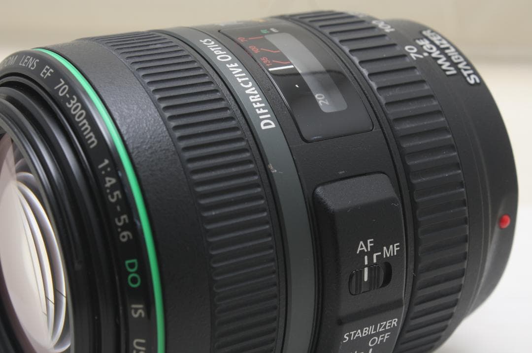 キヤノン EF 70-300mm F4.5-5.6 DO IS USM