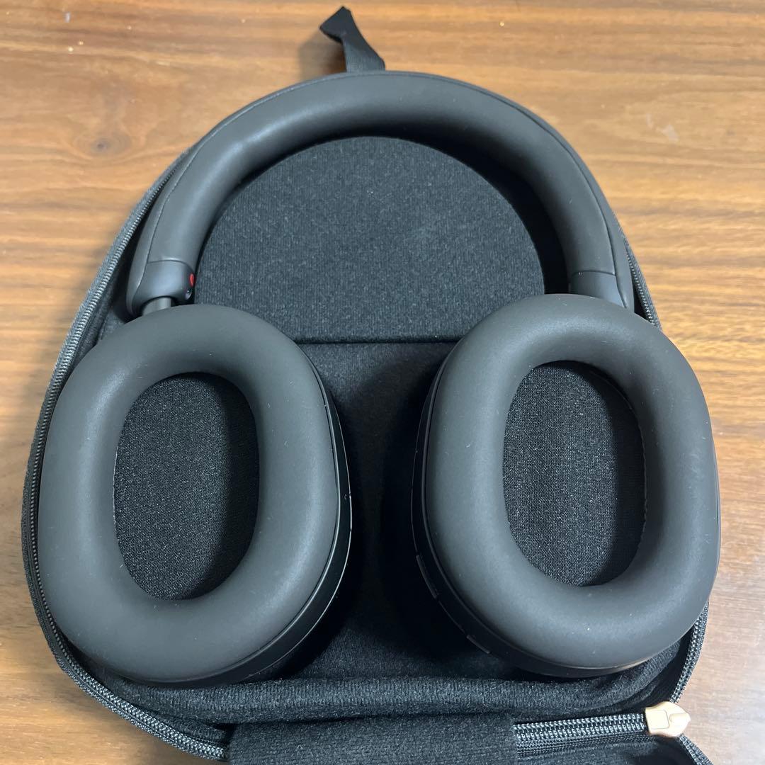 WH-1000X M5 ワイヤレスヘッドホンブラック