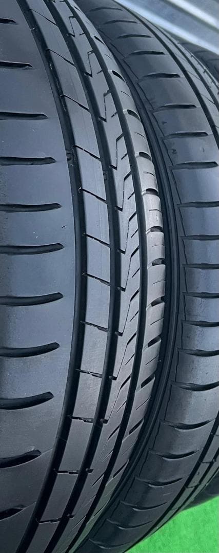 NISSAN 16X6+45 114.3 ホイールと195/60R16 タイヤ