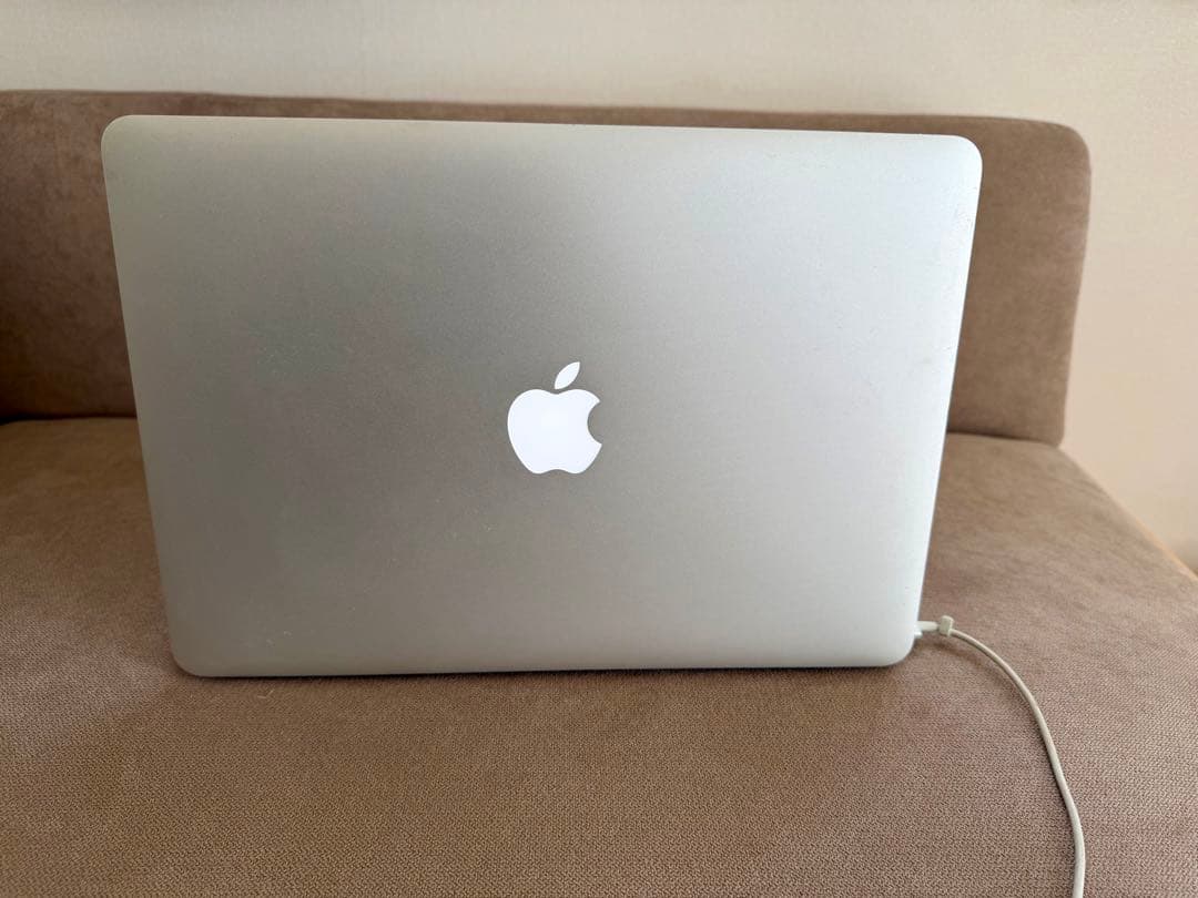 Apple MacBook Air 13インチ シルバー