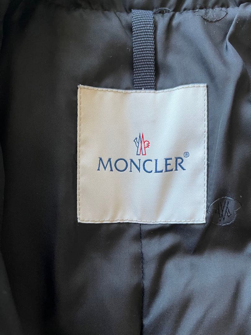 モンクレールダウンジャケット