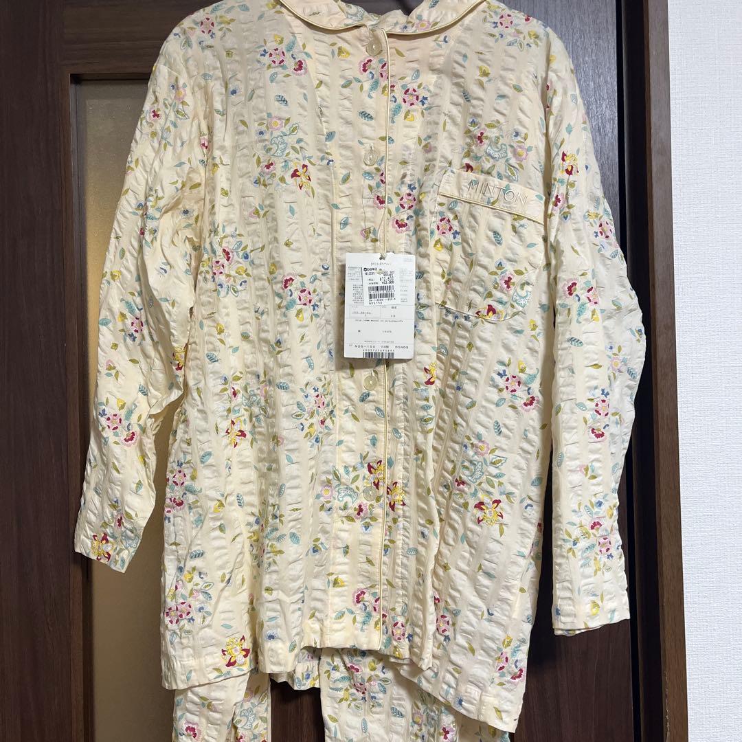 MINTON 花柄刺繍 パジャマ 5H ベージュ