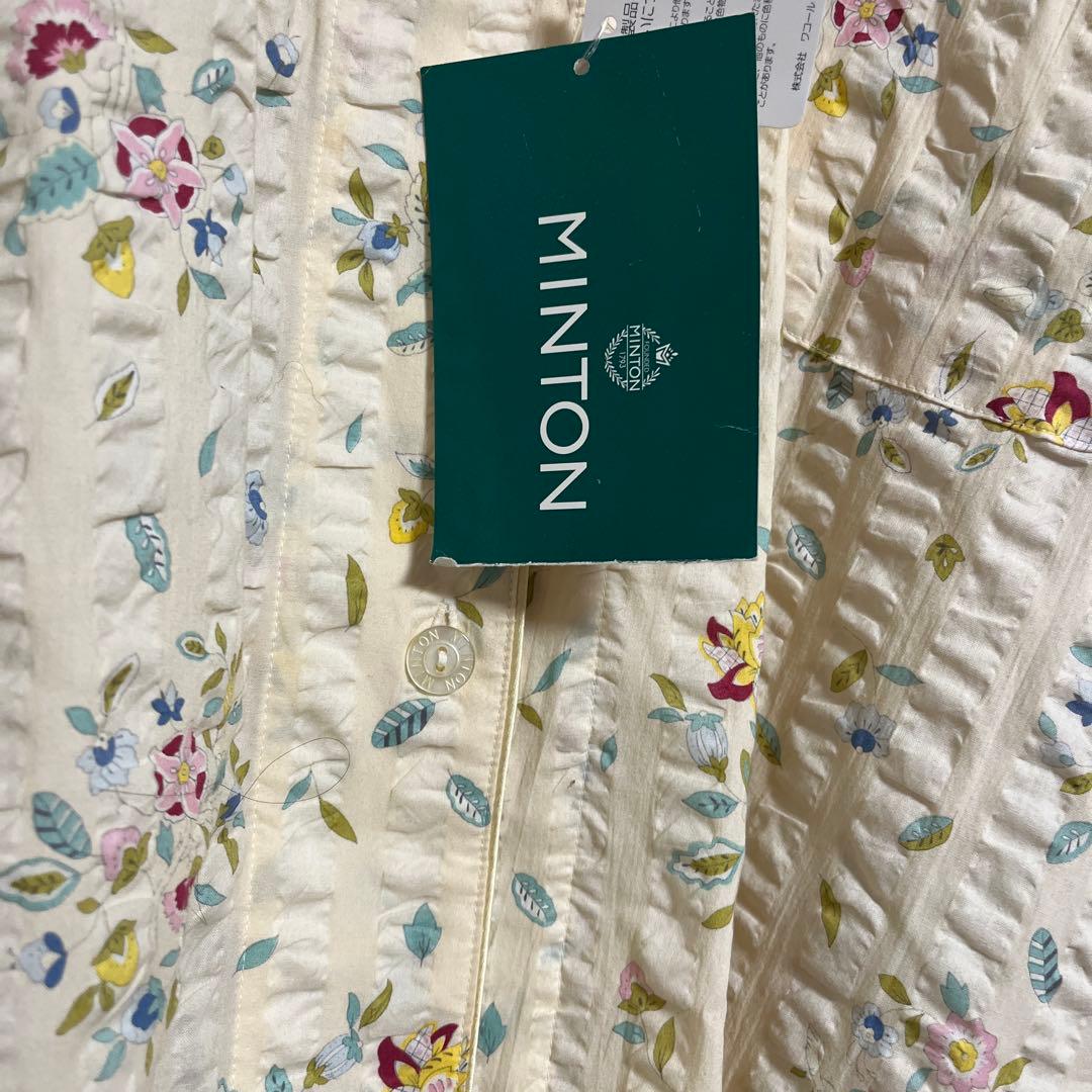 MINTON 花柄刺繍 パジャマ 5H ベージュ