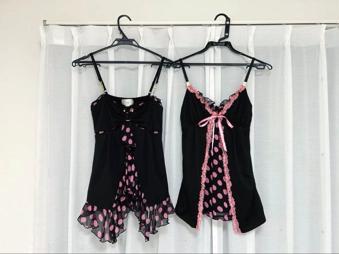 GOLDS♡初期デザイン♡ドット柄キャミトップス♡2点セット♡ブラック×ピンク