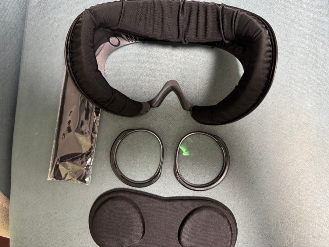 PICO4 ultra motion tracker + その他アクセサリー