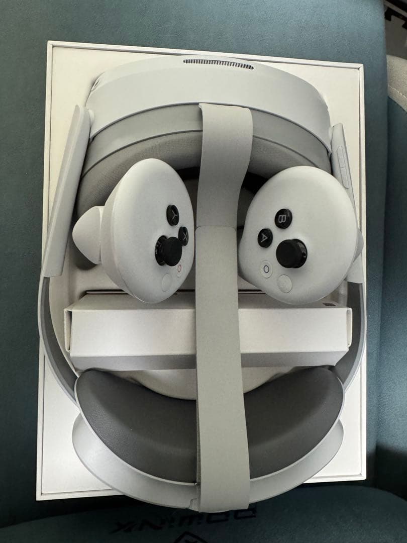 PICO4 ultra motion tracker + その他アクセサリー