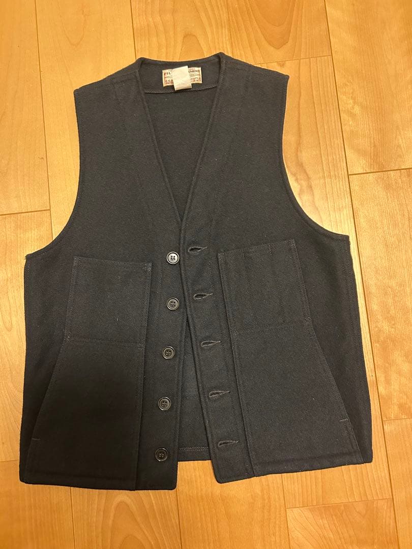 フィルソン マッキーノ ウールベスト ダークネイビー