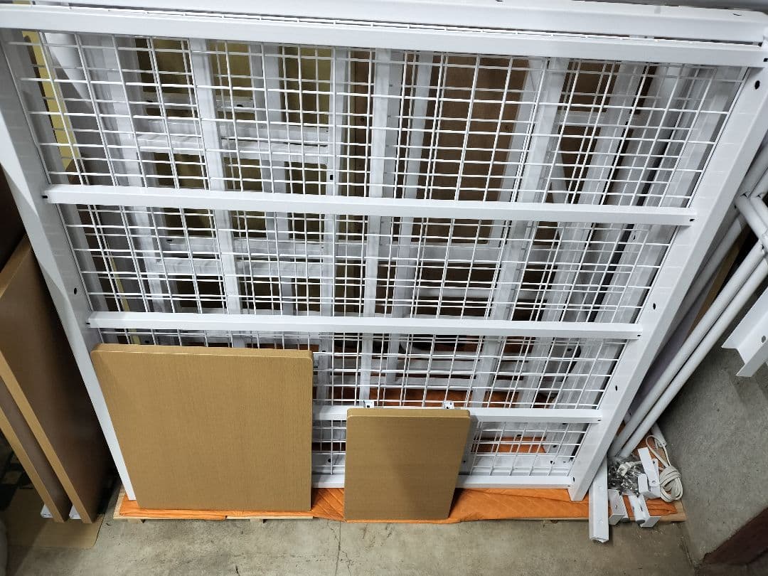 【千葉市花見川区引取限定】ROSTEM 階段付きパイプロフトベッド ホワイト