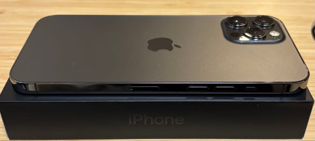 【美品】iPhone 12 PRO MAX 512GB 新品バッテリー　本体