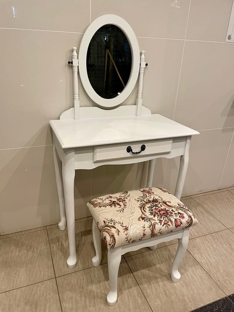 ホワイト ドレッサー ミラー付き　プリンセスドレッサー　猫脚　アンティーク