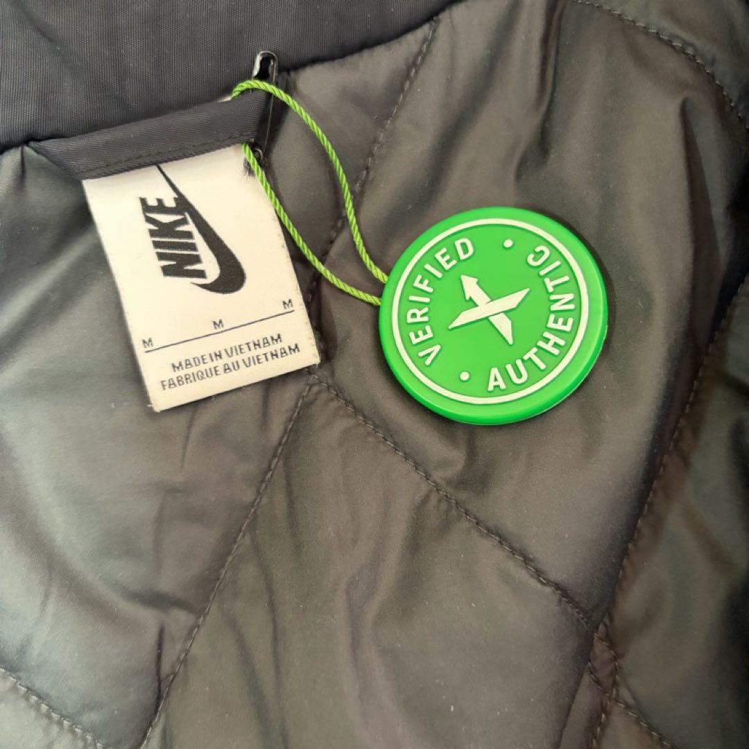 タ*ィ様 アンブッシュ NIKE ナイロンジャケット DB8576-010 Mサ