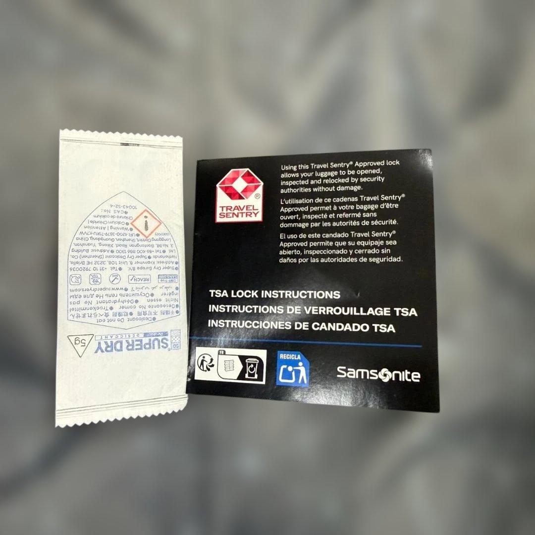 ★未使用　サムソナイト　エレメントスーツケース　27インチ　SAMSONITE