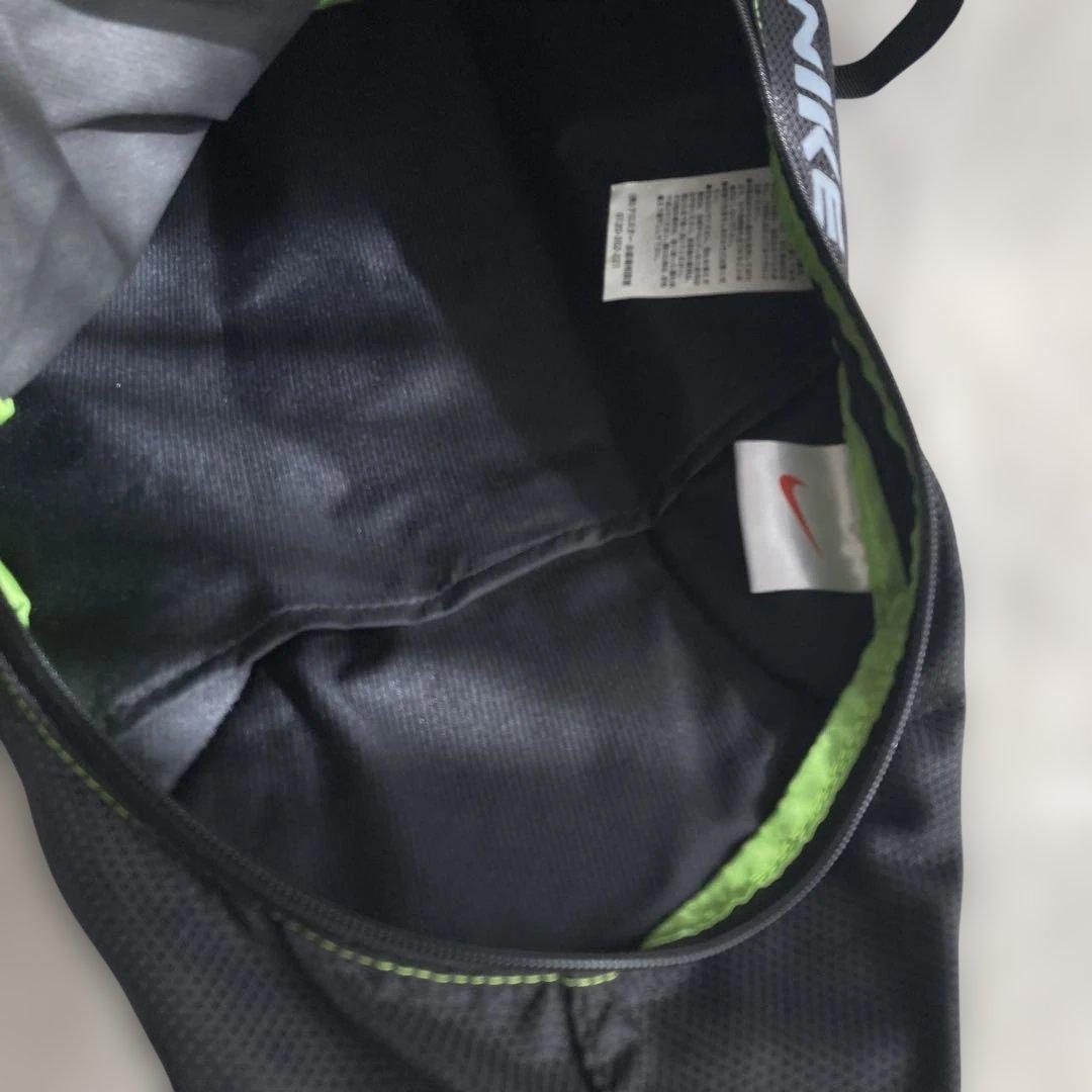 美品　OLD NIKE 90s ワンショルダー スリング ボディバッグ　Y2K