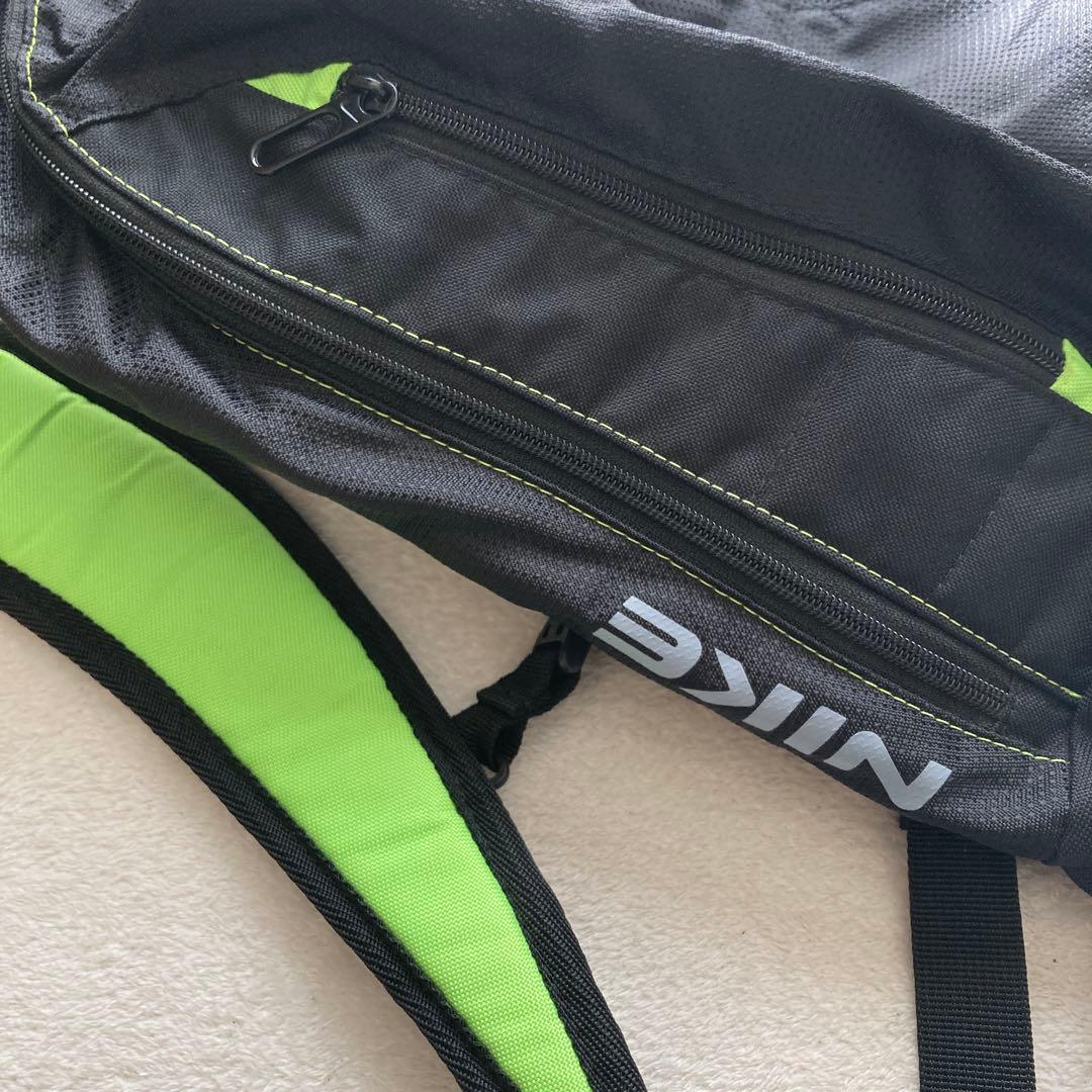 美品　OLD NIKE 90s ワンショルダー スリング ボディバッグ　Y2K