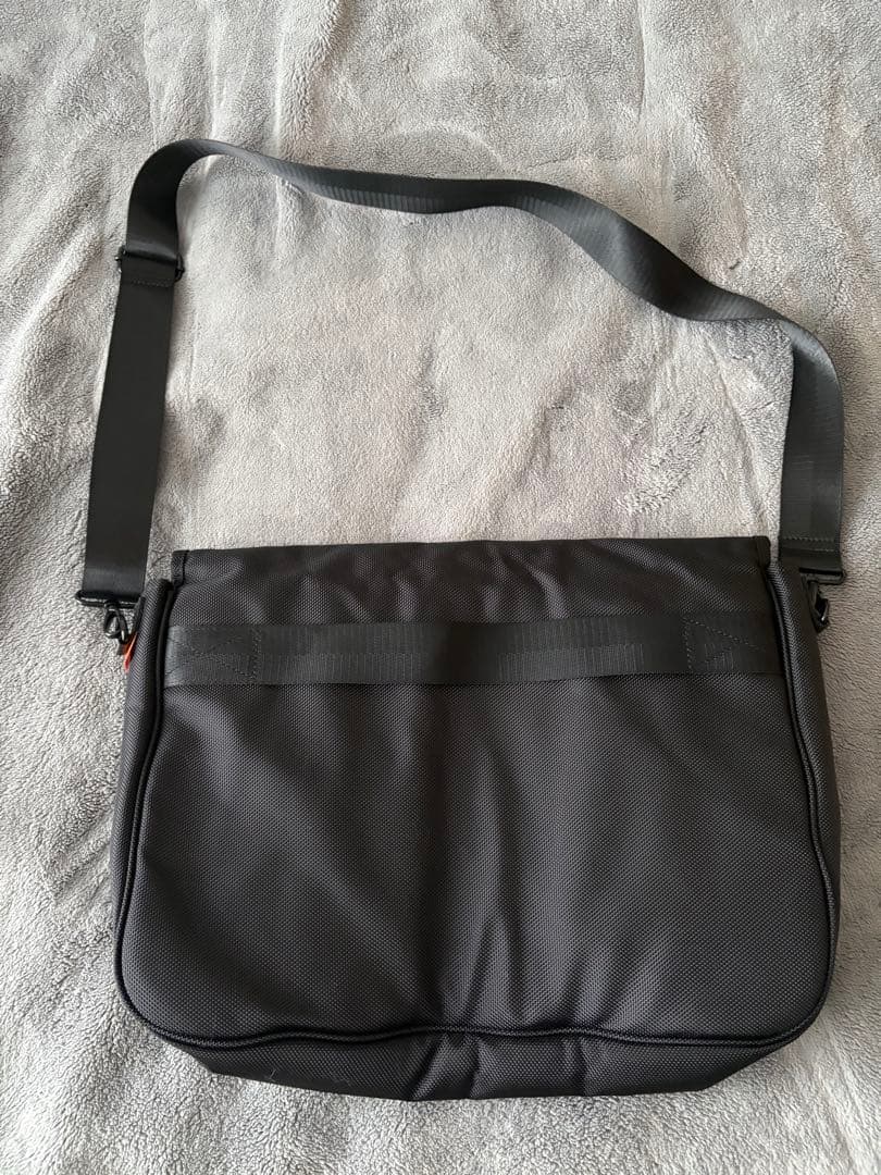 バッグ TIGHTBOOTH LOGO SHOULDER BAG